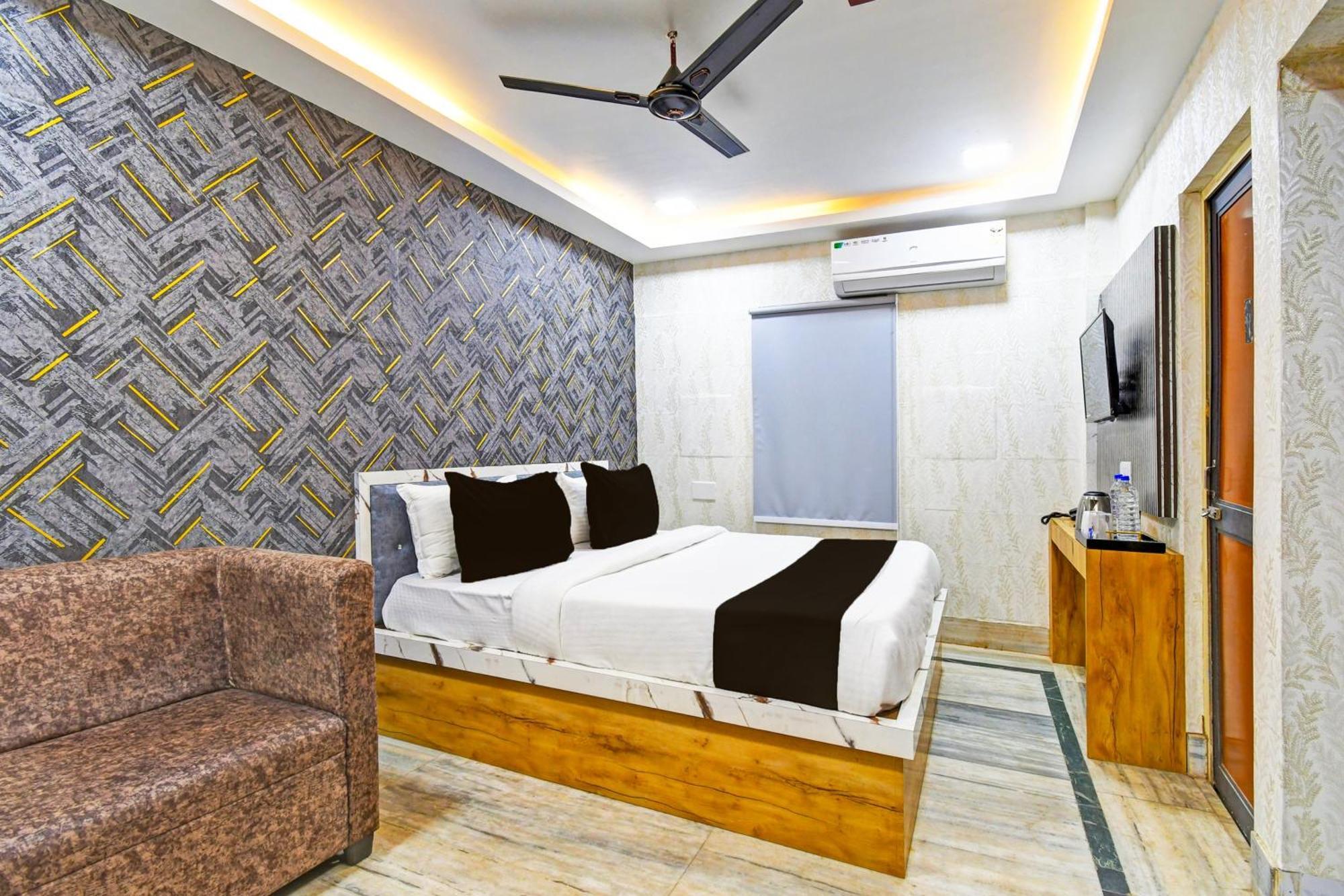 Super Hotel O Maa Bhubaneswari Hotel Luaran gambar