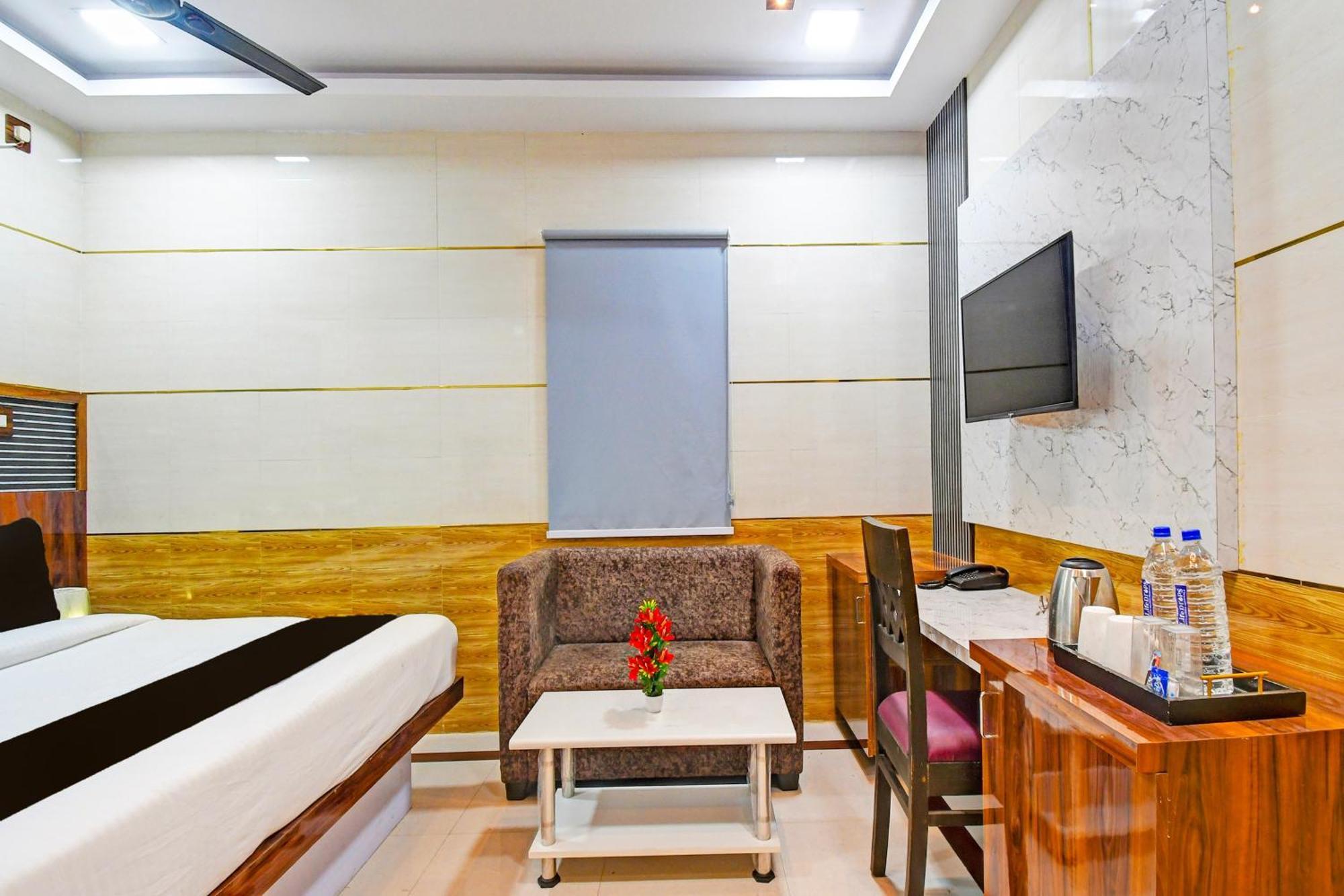Super Hotel O Maa Bhubaneswari Hotel Luaran gambar